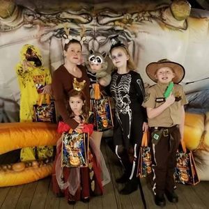 Meet your Posher, Latrisha